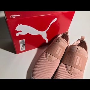 Puma tennis shoe size 11 pink rose gold peach